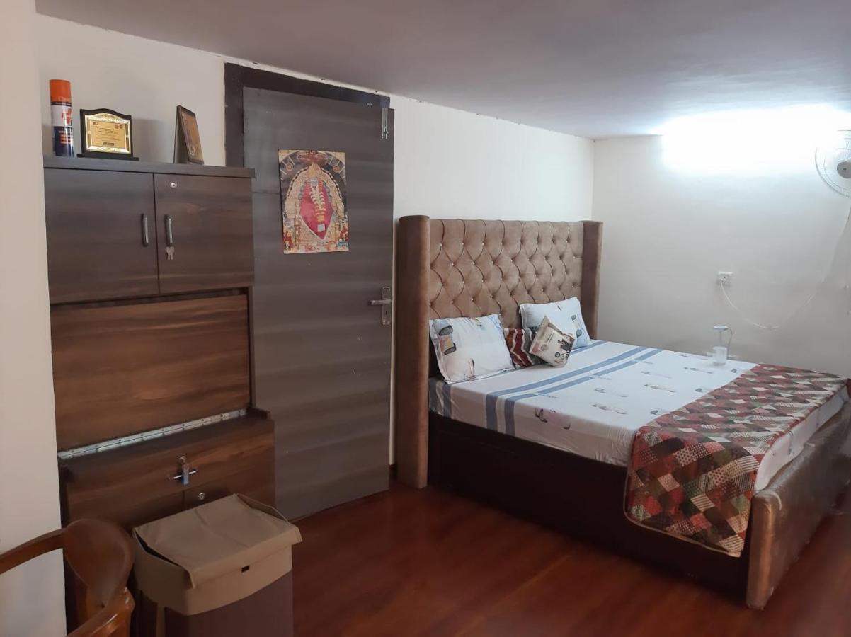Awasthi Kozi Stays B&B - Closest To Vfs Nové Dillí Exteriér fotografie